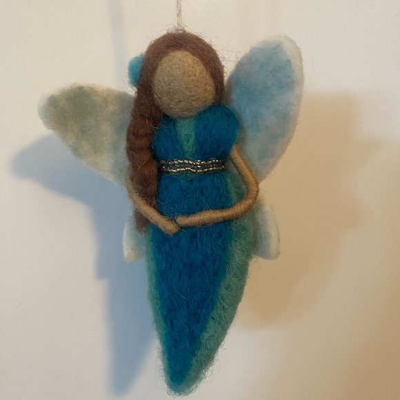 HAND-MADE WOOL WATER FAIRY 🧚🏻‍♀️ ORNAMENT - Picture 2 of 7